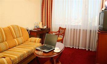 Rus Hotel Kiev 4 Hospitalna Str.