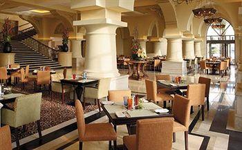 Shangri La Qaryat Al Beri Hotel Abu Dhabi Between The Bridges