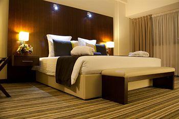 Avari Dubai Hotel P.O. Box 50400 Deira