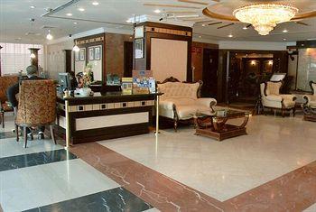 Hotel Versailles Dubai 15th Street, Al Rigga, Deira
P.O.Box: 33382