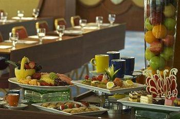 Golden Tulip Hotel Sharjah Al Fardan Centre Corniche Road