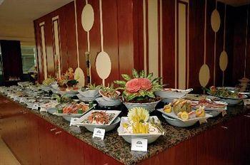 Golden Tulip Hotel Sharjah Al Fardan Centre Corniche Road