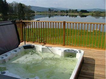 The Lodge on the Loch of Aboyne Hotel Aboyne Golf Centre Aboyne Aberdeenshire