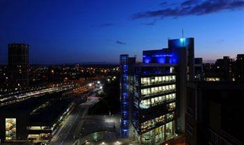 The Queens Hotel Leeds City Square