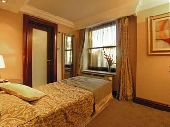 Shaftesbury Premier Hotel Hyde Park London 78-82 Westbourne Terrace