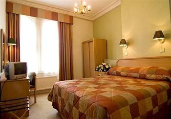 Best Western Phoenix Hotel London 1-8 Kensington Gardens Square