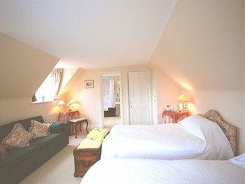 Rookwood Farmhouse Bed & Breakfast Newbury Rookwood Farmhouse Stockcross