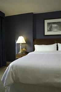 Sheraton Suites Old Town Alexandria (Virginia) 801 North Saint Asaph Street