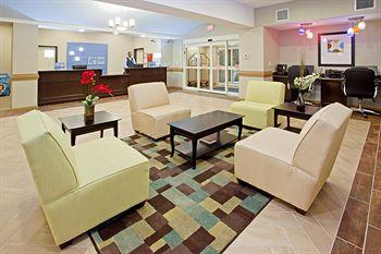 Holiday Inn Express Alvarado (Texas) 325 Village Park Drive