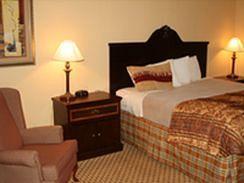 Fifth Season Inn & Suites Amarillo 6801 W Interstate 40