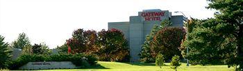 Gateway Hotel Ames 2100 GREENHILLS DRIVE