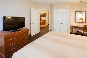 Candlewood Suites Raleigh Area Apex 1005 Marco Drive