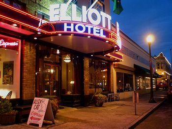 Hotel Elliott Astoria 357 12th Street