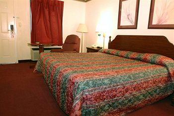 Country Hearth Inn Athens (Alabama) 1500 U.S. Hwy. 72 East