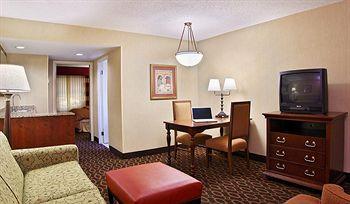 Embassy Suites Atlanta Airport College Park 4700 Southport Road