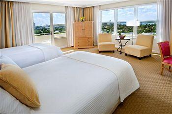 Sea View Hotel Bal Harbour 9909 Collins Avenue