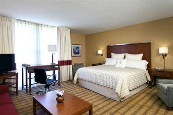 Four Points Hotel BWI Airport Baltimore Glen Burnie 7032 Elm Road