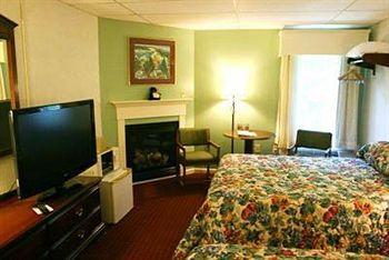 Fireside Inn and Suites Bangor (Maine) 570 Main Street