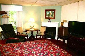 Fireside Inn and Suites Bangor (Maine) 570 Main Street