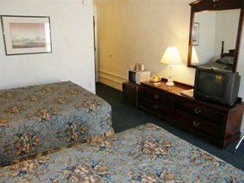 Fireside Inn and Suites Bangor (Maine) 570 Main Street