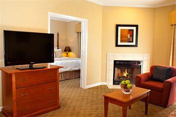 Chase Suite Hotel Baton Rouge 5522 Corporate Blvd