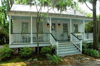 The Beaufort Inn 809 Port Republic St