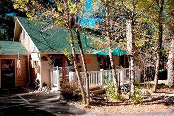 Sleepy Forest Cottages Big Bear Lake 426 Eureka Dr