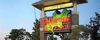 Grand Oaks Hotel Branson 2315 Green Mountain Dr