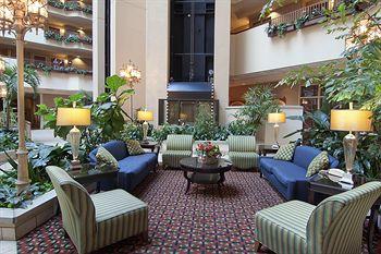 Embassy Suites Charleston (West Virginia) 300 Court Street