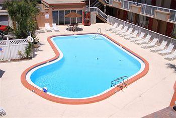 Red Roof Inn Clearwater Beach 421 S Gulfview Boulevard