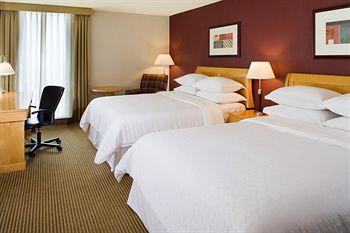 Sheraton Hotel Airport Cleveland (Ohio) 5300 Riverside Drive