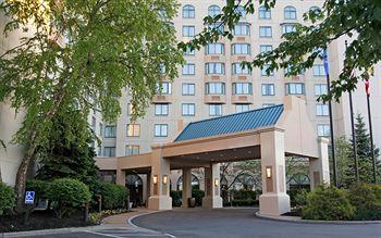 Sheraton Suites Columbus (Ohio) 201 Hutchinson Avenue