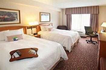 Holiday Inn Hotel & Suites Council Bluffs 2202 River Road