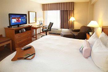 Holiday Inn Hotel & Suites Council Bluffs 2202 River Road