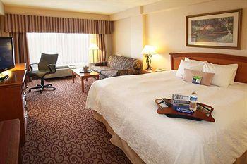 Holiday Inn Hotel & Suites Council Bluffs 2202 River Road