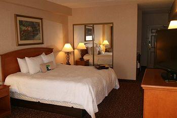 Holiday Inn Hotel & Suites Council Bluffs 2202 River Road