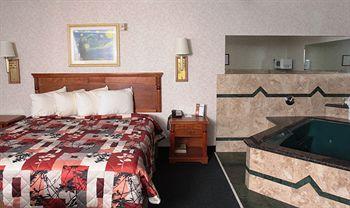 Sunburst Spa & Suites Motel Culver City 3900 Sepulveda Blvd
