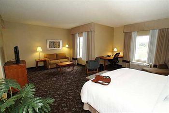 Hampton Inn & Suites Chicago Deer Park (Illinois) 21660 West Lake Cook Road