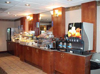 North Park Inn and Suites Demopolis 943 Highway 80 West