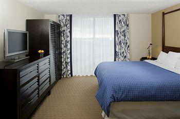 Sheraton Suites Cypress Creek Fort Lauderdale 555 N.W. 62nd Street