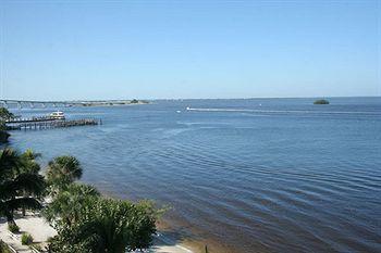 Sanibel Harbour Condominiums Fort Myers 17170 Harbour Pointe Drive