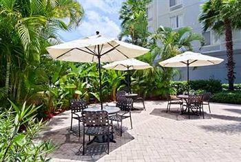 Hilton Garden Inn Fort Myers 12600 University Drive