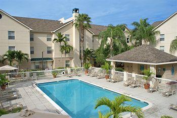 Homewood Suites by Hilton Ft Myers @ Bell Tower 5255 Big Pine Way
