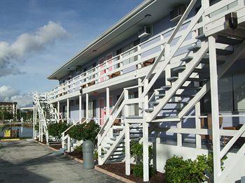 The Holiday Court Motel Fort Myers Beach 925 Estero Boulevard