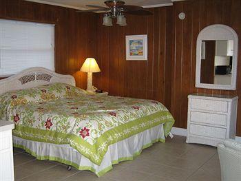 The Holiday Court Motel Fort Myers Beach 925 Estero Boulevard