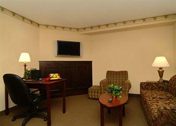 Hampton Inn Fort Smith 6201-C Rogers Avenue