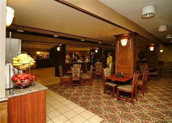 Hampton Inn Fort Smith 6201-C Rogers Avenue