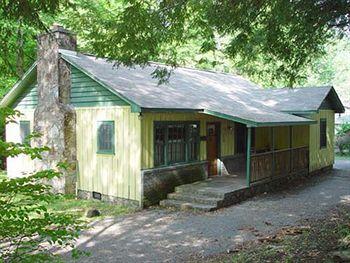 Sidney James Mountain Lodge Gatlinburg 610 Historic Nature Trail