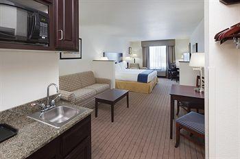 Holiday Inn Express Suites Gretna (Nebraska) 16175 Stevens Pointe , Omaha