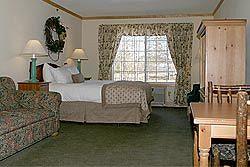 Flat Creek Inn & Suites Hayward (Wisconsin) 10290 Highway 27 South